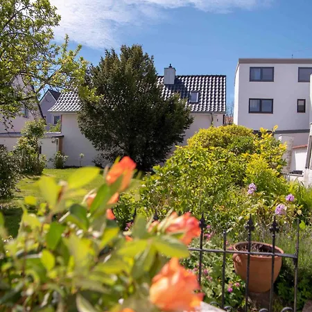 Haus Kuestenzauber Laura & Sarah Holiday home